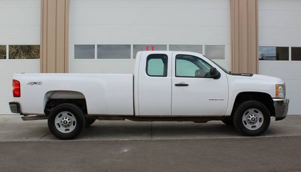 2011 Chevrolet Silverado 2500HD Extend Cab Long Bed 4x4! Only 90k! for sale in Fitchburg, WI – photo 6