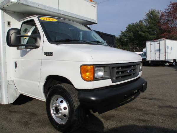 2005 Ford Econoline Commercial Cutaway E-350 CABLE PULLER, FIBER for sale in South Amboy, NY – photo 13