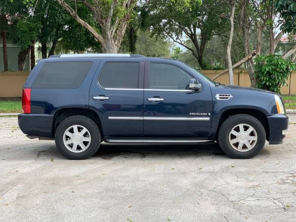 CADILLAC ESCALADE SUV - cars & trucks - by owner - vehicle... for sale in Hollywood, FL – photo 4