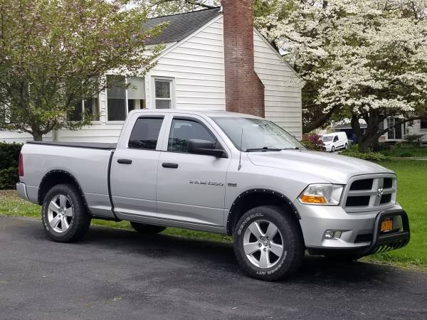 2012 Ram 1500 Quad Cab 5 7 4wd for sale in Cornwall, NY – photo 4