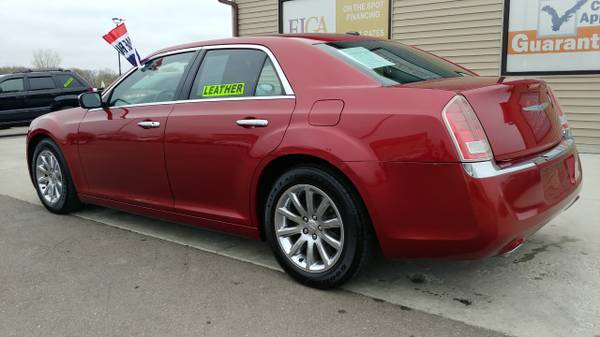 SHARP!! 2012 Chrysler 300 4dr Sdn V6 Limited RWD for sale in Chesaning, MI – photo 6
