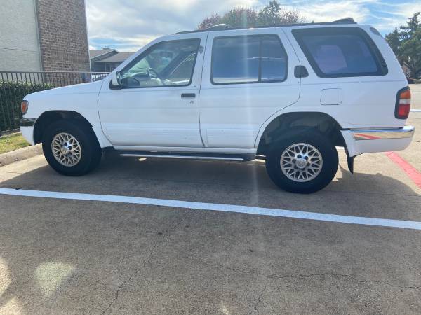 1996 Nissan Pathfinder - cars & trucks - by owner - vehicle... for sale in Fort Worth, TX – photo 2