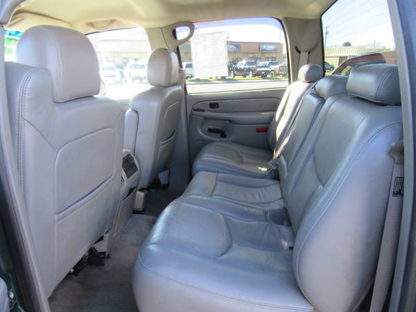 2004 Chevy Silverado 2500HD LT 4X4 Crew Cab Short Box Leather!!! -... for sale in Billings, MT – photo 17