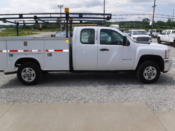 2012 Chevrolet Silverado 3500HD 4WD Ext Cab 158 2 Work Truck - cars for sale in Wheelersburg, KY – photo 2