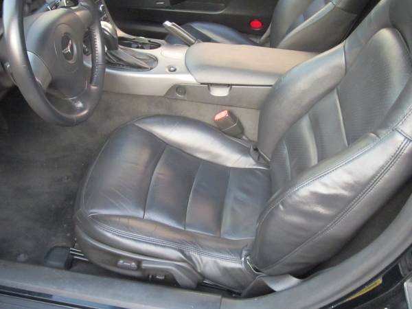 2006 Chevrolet Corvette Coupe Black for sale in Fall River, MA – photo 11