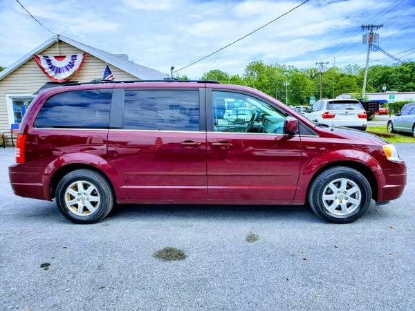 2008 CHRYSLER TOWN & COUNTRY TOURING *1-OWNER*⭐+FREE 6 MONTHS... for sale in Front Royal, District Of Columbia – photo 7