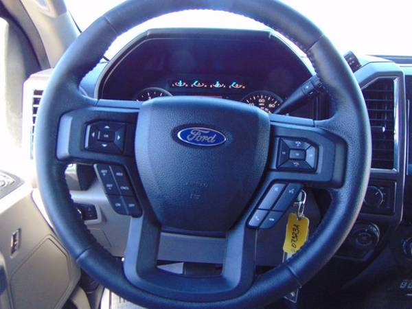 2016 Ford F-150 CREW CAB 4X4 V8 XLT (*Mileage: 57,195!) - cars &... for sale in Devine, TX – photo 24