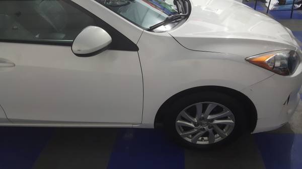 2012 Mazda 3 I-Touring - cars & trucks - by owner - vehicle... for sale in Sycamore, IL – photo 16