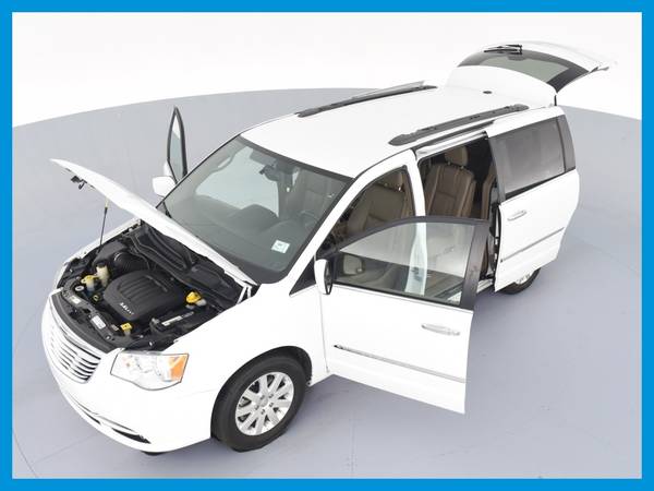 2015 Chrysler Town and Country Touring Minivan 4D van White for sale in Sausalito, CA – photo 15