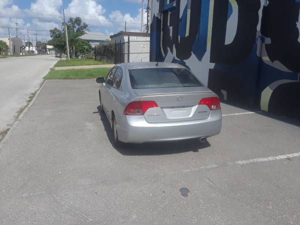 2006 Honda Civic Hybrid - cars & trucks - by owner - vehicle... for sale in TAMPA, FL – photo 3