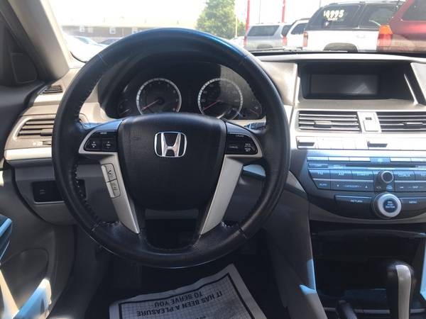 2010 Honda Accord Sedan EX-L AT - cars & trucks - by dealer -... for sale in Louisville, KY – photo 5