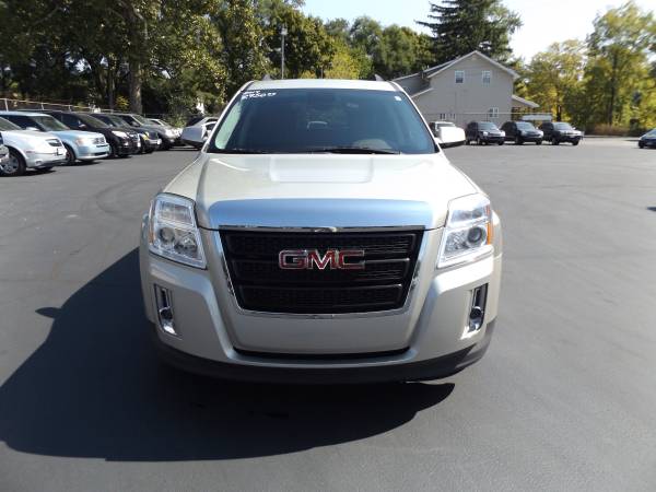 2014 GMC TERRAIN SLT - cars & trucks - by dealer - vehicle... for sale in Lima, OH – photo 2