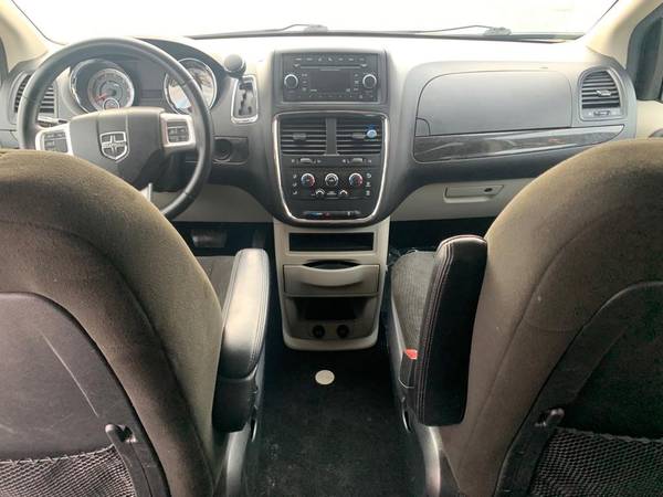 2015 DODGE GRAND CARAVAN SE - - by dealer - vehicle for sale in Milford, OH – photo 12