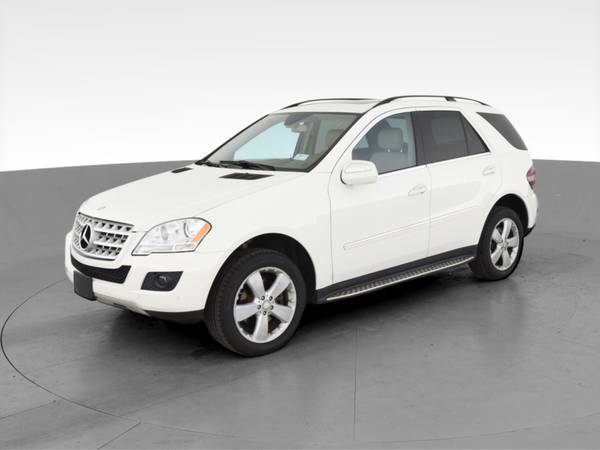 2010 Mercedes-Benz M-Class ML 350 Sport Utility 4D suv White -... for sale in NEWARK, NY – photo 3