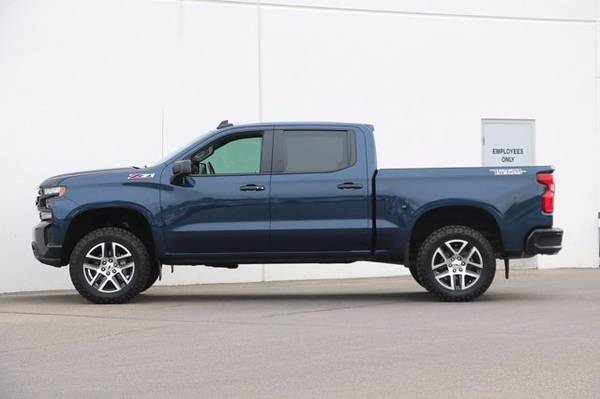 2020 Chevy Chevrolet Silverado 1500 LT Trail Boss pickup Blue - cars for sale in Nampa, ID – photo 8