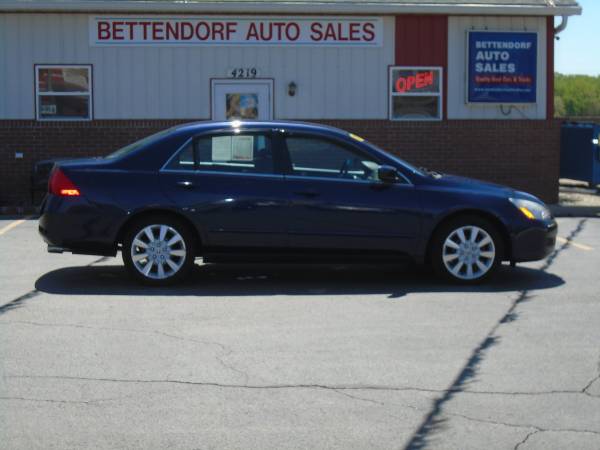 2007 Honda Accord SE V6 - - by dealer - vehicle for sale in Bettendorf, IA – photo 2