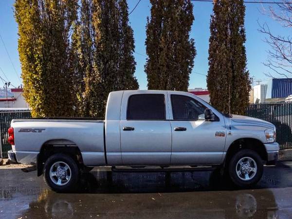 2008 Dodge Ram 2500 4WD Mega Cab 160.5 SXT - cars & trucks - by... for sale in Reno, WI – photo 3