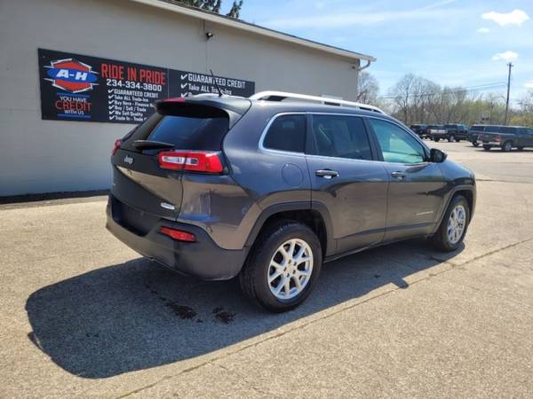 2015 JEEP CHEROKEE LATITUDE - - by dealer - vehicle for sale in Barberton, WV – photo 6