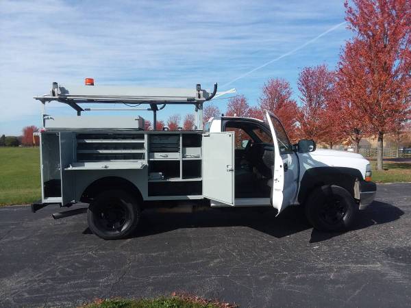 2002 Chevrolet 2500 HD Utility Service Work Utility Mechanics Truck... for sale in Gilberts, OH – photo 3