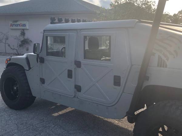 2001 humvee m1045A2 completely customized ! for sale in Port Charlotte, FL – photo 3