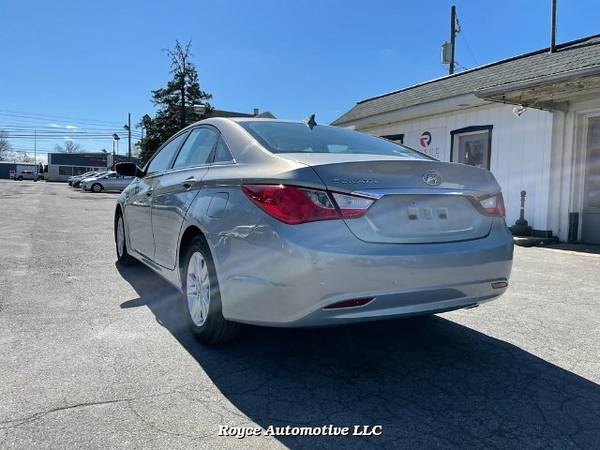 2011 Hyundai Sonata GLS Auto - - by dealer - vehicle for sale in Lancaster, PA – photo 8