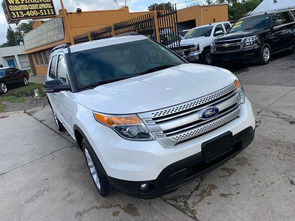 2011 Ford Explorer XLT AWD 4dr SUV FREE CARFAX, 2YR WARRANTY WITH... for sale in Detroit, MI – photo 5