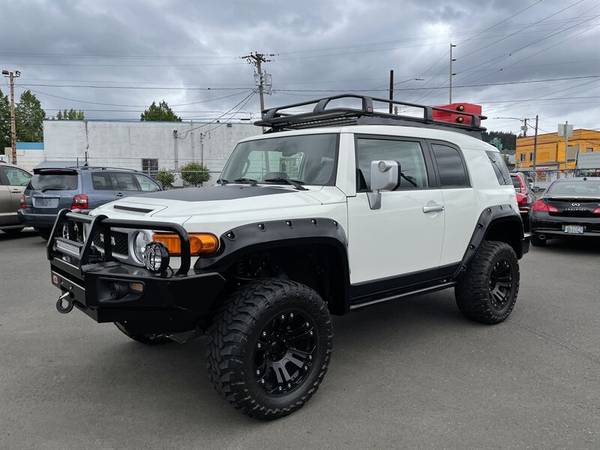 2010 Toyota FJ Cruiser Manual Lifted 1-Owner Low miles - cars & for sale in Portland, OR – photo 6