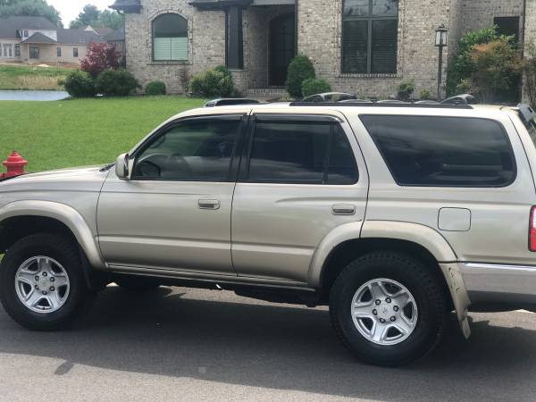 Toyota 4Runner SR5 4x4 for sale in Other, KY – photo 16