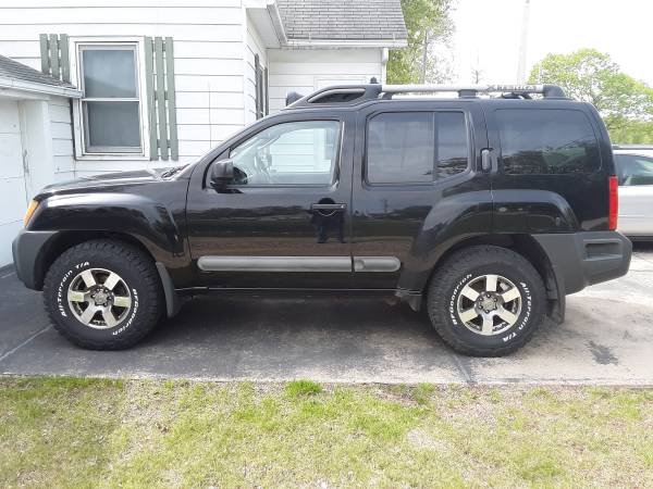 2012 Nissan Xterra for sale for sale in Elgin, IA – photo 5
