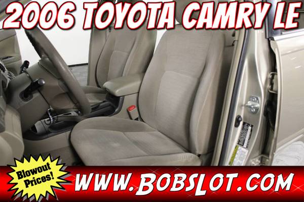 2006 Toyota Camry LE For Sale - Excellent - cars & trucks - by... for sale in Charlotte, NC – photo 5