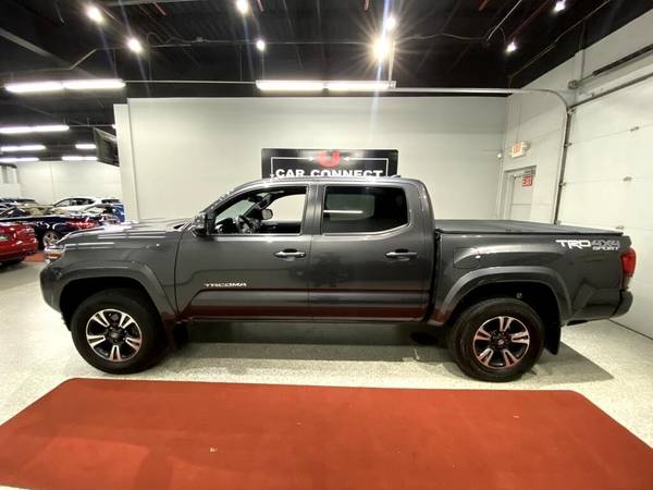 2018 Toyota Tacoma 4x4 4WD Truck SR Double Cab 5 Bed V6 AT (Natl) for sale in Eden Prairie, MN – photo 15