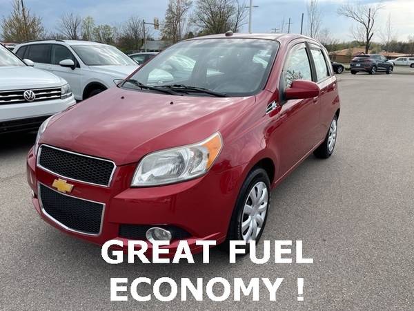 2010 Chevrolet Aveo 2LT - - by dealer - vehicle for sale in Dayton, OH – photo 2