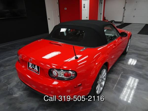 2006 Mazda MX-5 - - by dealer - vehicle automotive sale for sale in Waterloo, IA – photo 8