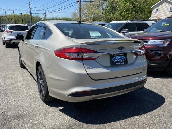 2018 Ford Fusion SE Sedan - - by dealer - vehicle for sale in Patchogue, NY – photo 4