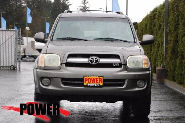 2006 Toyota Sequoia SR5 SUV - cars & trucks - by dealer - vehicle... for sale in Sublimity, OR – photo 2
