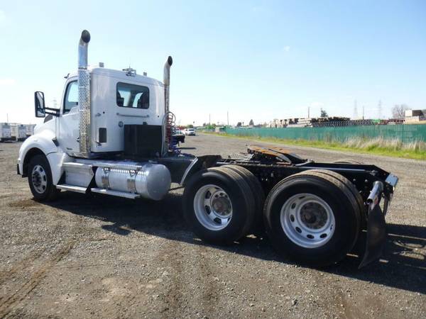 2015 Kenworth T880 T/A Truck Tractor - cars & trucks - by dealer -... for sale in Sacramento , CA – photo 4