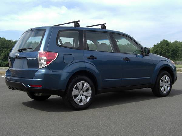 ► 2009 SUBARU FORESTER 2.5 X - FUEL EFFICIENT "ALL WHEEL DRIVE"... for sale in East Windsor, CT – photo 3
