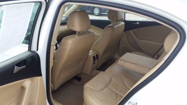2008 VW PASSAT TURBO - cars & trucks - by owner - vehicle automotive... for sale in Wyncote, PA – photo 8