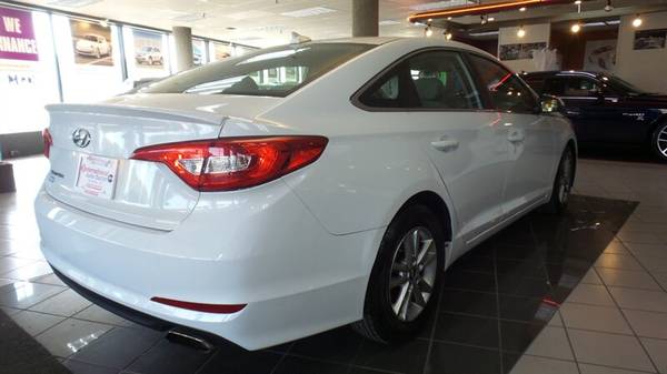 2015 Hyundai Sonata SE for sale in Hamilton, OH – photo 6