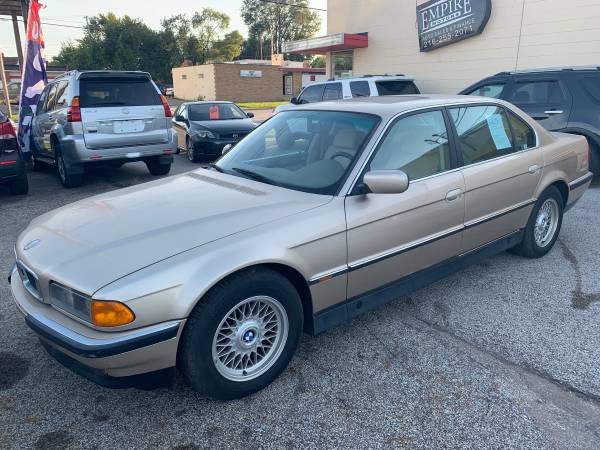1997 BMW 740 iL. SUNROOF!!! POWER SEATS!!! HEATED LEATHER SEATS!!! for sale in Cleveland, OH – photo 2