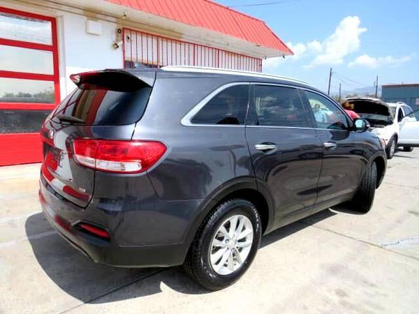 2016 Kia Sorento LX 2WD -FINANCING FOR ALL!! BAD CREDIT OK!! - cars... for sale in Albuquerque, NM – photo 7