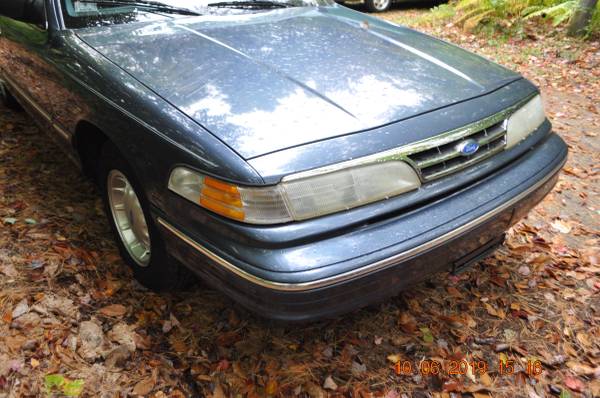 1997 FORD _CROWN_VICTORIA-LX for sale in Middlefield, MA – photo 2