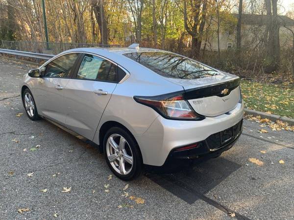 Take a look at this 2018 Chevrolet Volt-eastern CT - cars & trucks -... for sale in New London, CT – photo 5