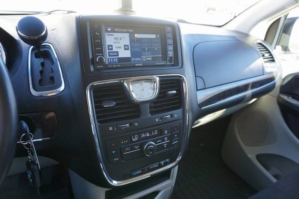 2011 Chrysler Town & Country FWD 4D Passenger Van / Minivan/Van To -... for sale in Prescott, AZ – photo 17