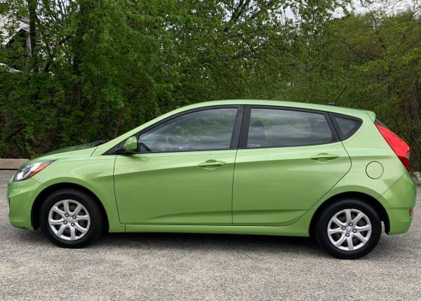2012 Hyundai Accent Hatchback 4 Cylinder Automatic for sale in Pawtucket, RI – photo 2