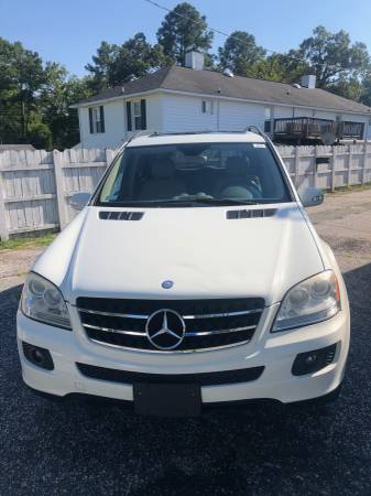 2008 MERCEDES BENZ ML350, FULLY LOADED, MUST SEE, LOW MILES, CLEAN... for sale in Four Oaks, NC – photo 2