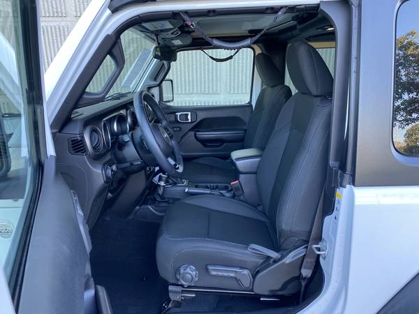 2018 Jeep All-New Wrangler Sport 4X4. 15000 MILES - LIKE NEW!! -... for sale in Arleta, CA – photo 17