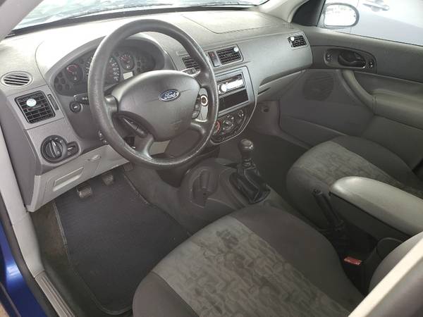 2005 Ford Focus 4dr Sdn ZX4 S for sale in York, PA – photo 10