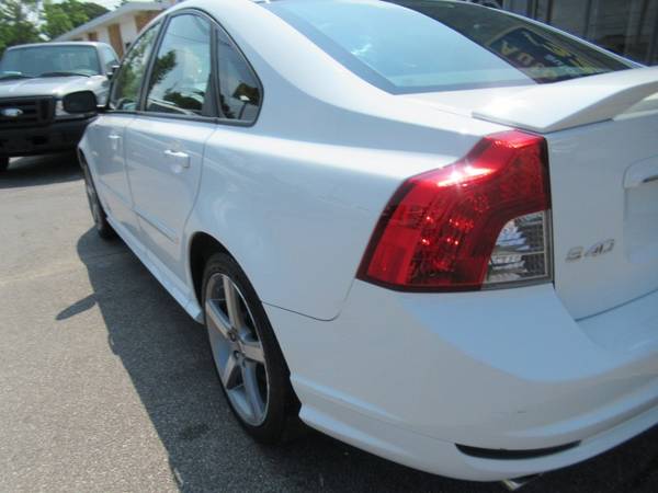 2009 Volvo S40 T5 R-Design !! fully loaded !! for sale in North Ridgeville, OH – photo 24
