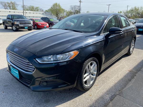 2014 Ford Fusion SE - - by dealer - vehicle automotive for sale in Adel, IA – photo 4